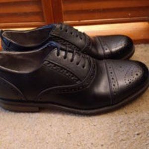 Steve Madden Black Lace Up Dress Shoes